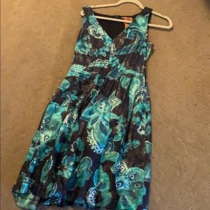 Brown and Teal V-Neck